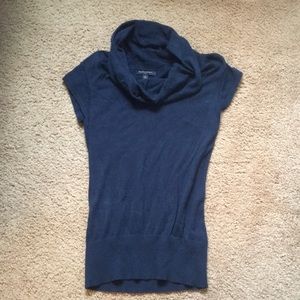 DONATED! 🌸 Banana Republic Top